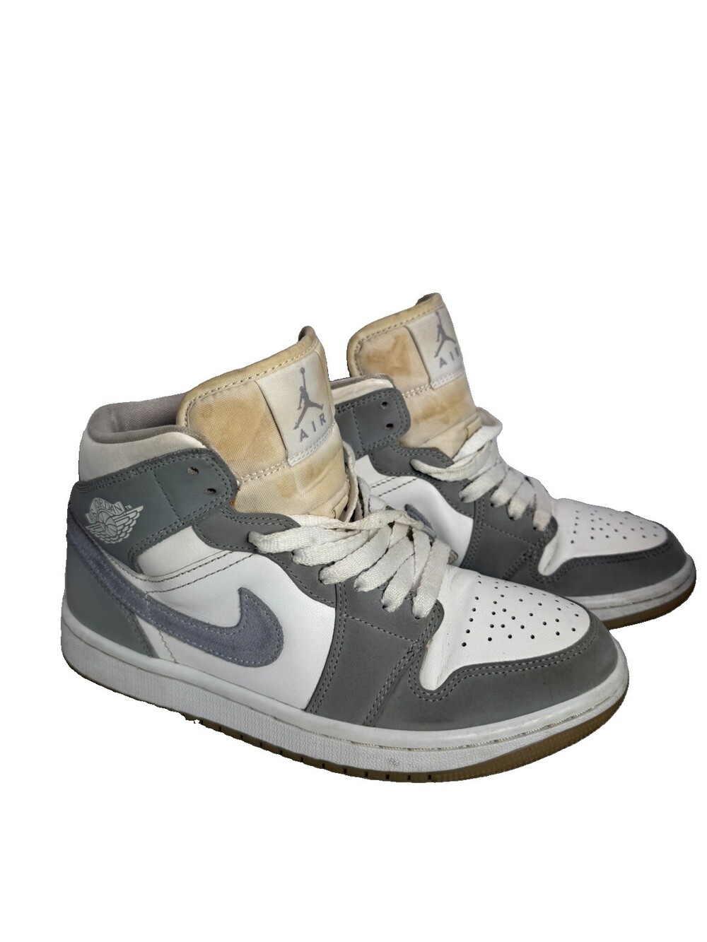 Women's Nike Air Jordan 1 Mid Wolf Grey Aluminum High Top Sneakers Size 6.5